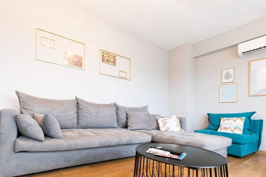 Stunning Acropolis View Modern Design House 2bd